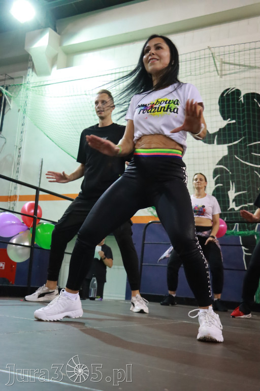 Fotorelacja: Charytatywny maraton zumby w Zawierciu
