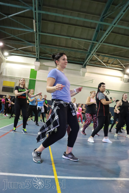 Fotorelacja: Charytatywny maraton zumby w Zawierciu