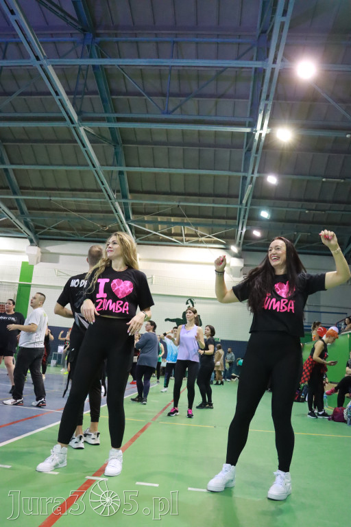 Fotorelacja: Charytatywny maraton zumby w Zawierciu
