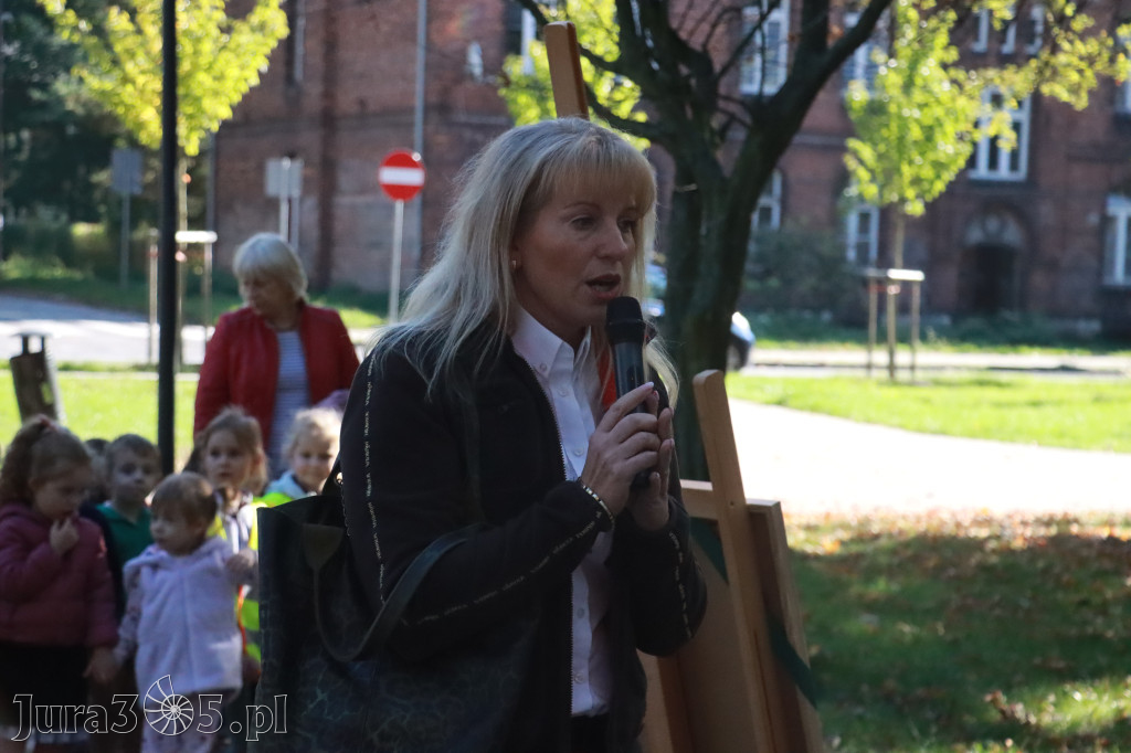 Fotorelacja: Światowy Dzień Drzewa w Zawierciu