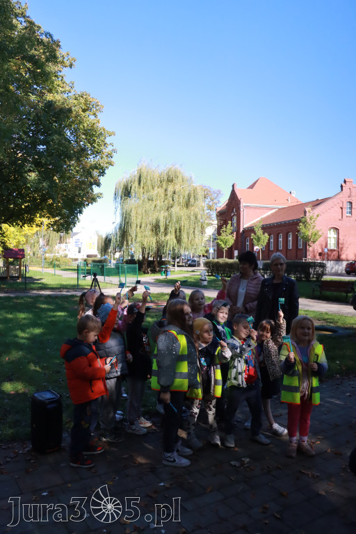 Fotorelacja: Światowy Dzień Drzewa w Zawierciu