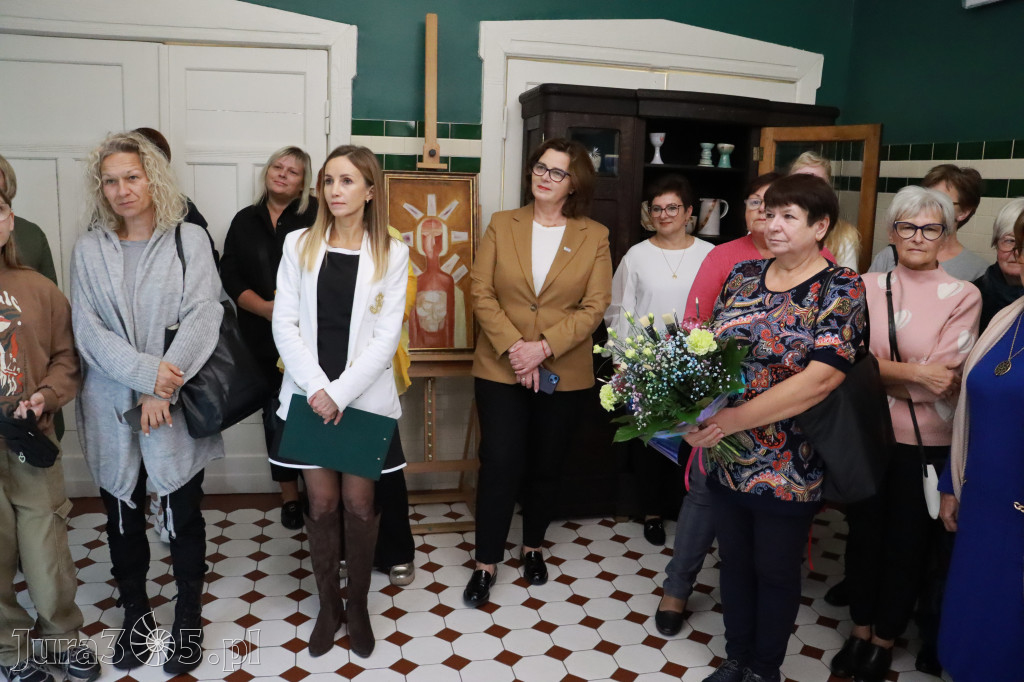 Fotorelacja: Wystawa Malarstwa Karoliny Wilk.