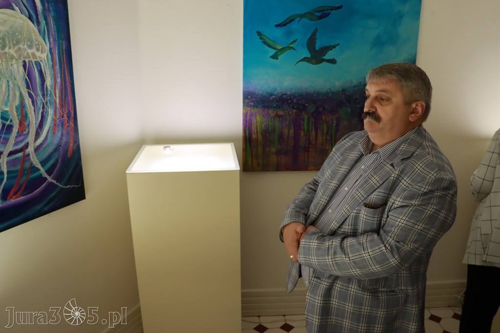 Fotorelacja: Wystawa Malarstwa Karoliny Wilk.