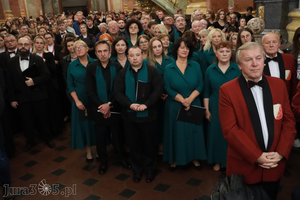 Fotorelacja z Jasnej Góry I: Festiwal Pieśni Maryjnej Częstochowa - Koziegłowy