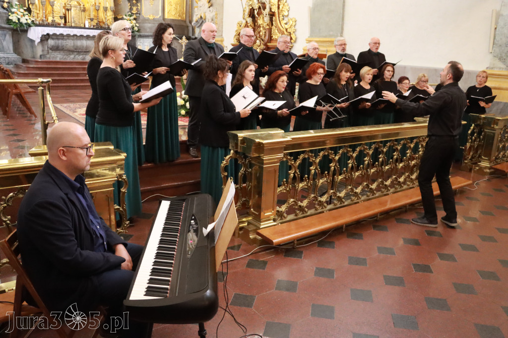 Fotorelacja z Jasnej Góry I: Festiwal Pieśni Maryjnej Częstochowa - Koziegłowy