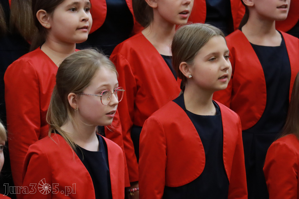 Fotorelacja z Jasnej Góry I: Festiwal Pieśni Maryjnej Częstochowa - Koziegłowy