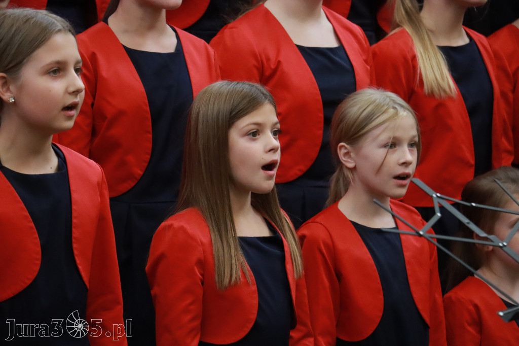 Fotorelacja z Jasnej Góry I: Festiwal Pieśni Maryjnej Częstochowa - Koziegłowy