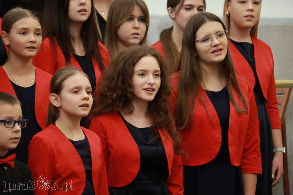 Fotorelacja z Jasnej Góry I: Festiwal Pieśni Maryjnej Częstochowa - Koziegłowy