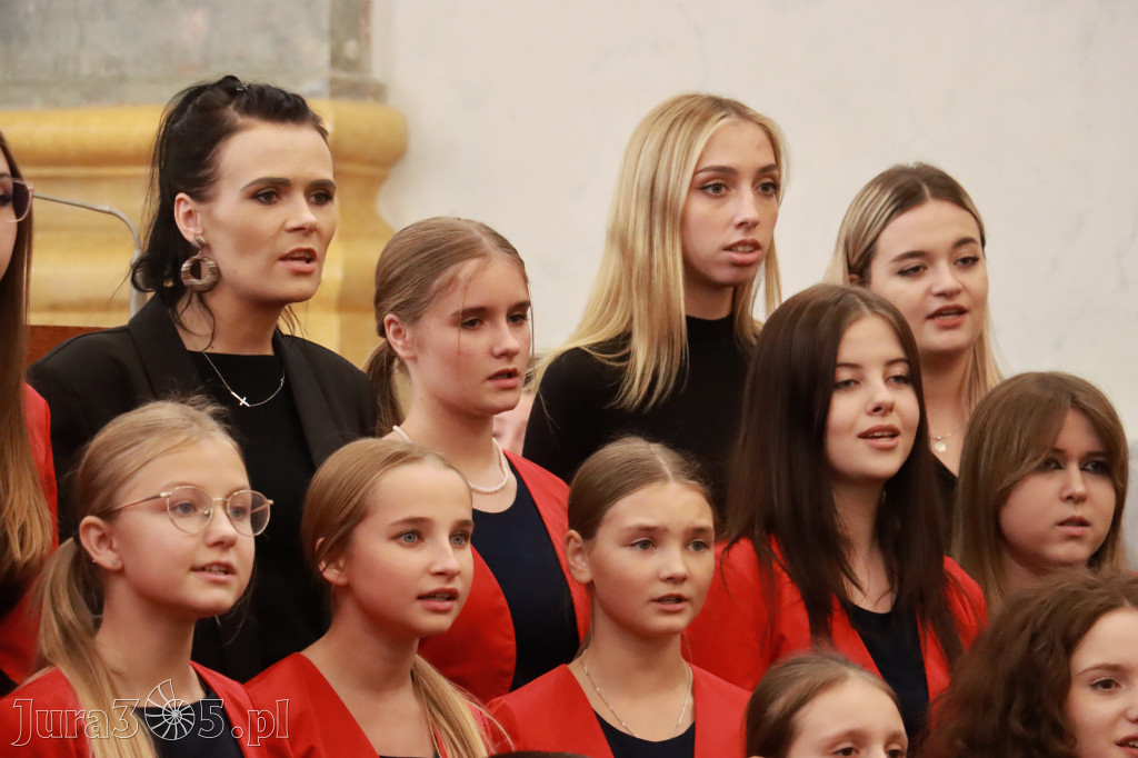Fotorelacja z Jasnej Góry I: Festiwal Pieśni Maryjnej Częstochowa - Koziegłowy