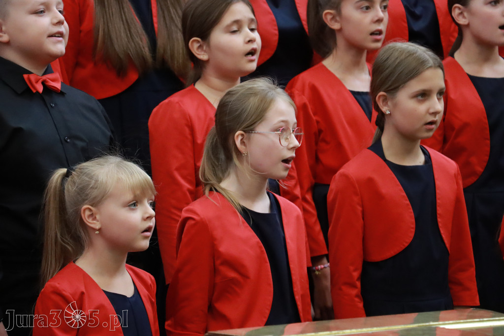 Fotorelacja z Jasnej Góry I: Festiwal Pieśni Maryjnej Częstochowa - Koziegłowy