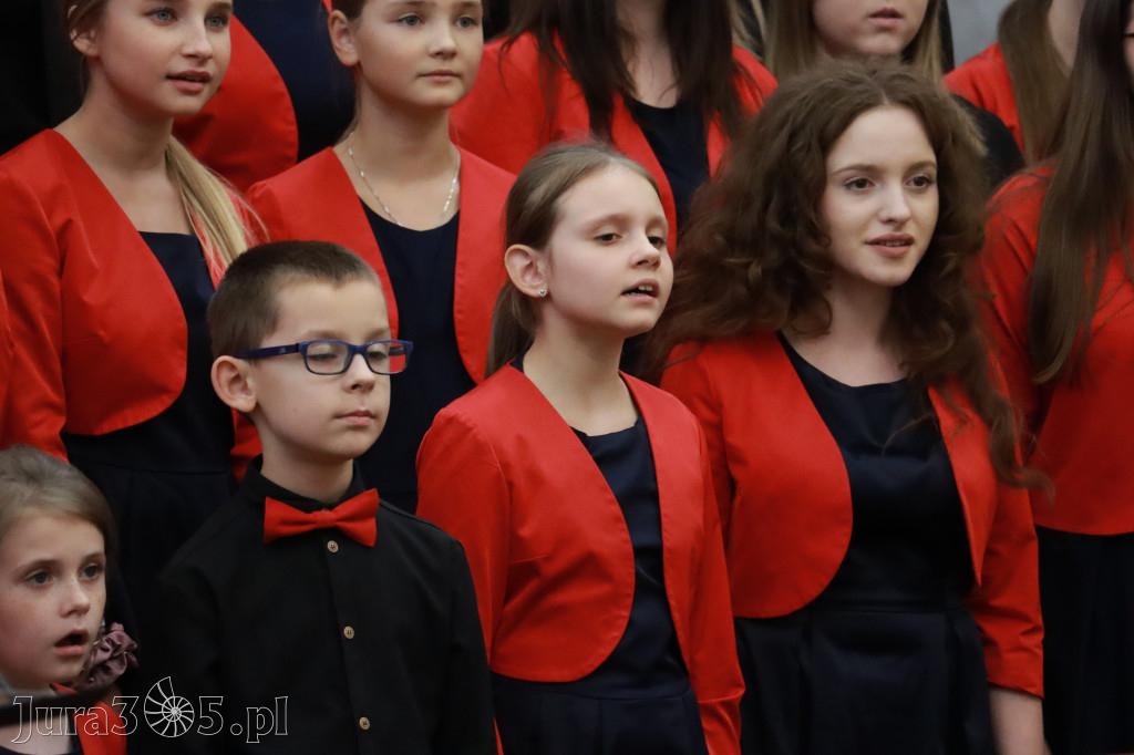 Fotorelacja z Jasnej Góry I: Festiwal Pieśni Maryjnej Częstochowa - Koziegłowy