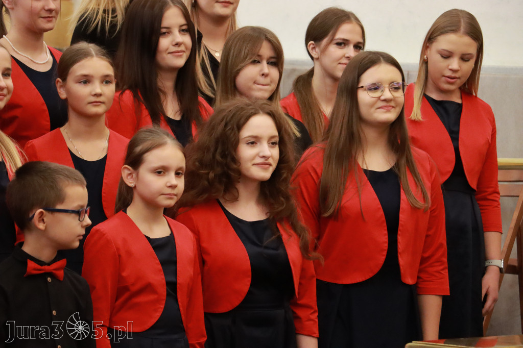 Fotorelacja z Jasnej Góry I: Festiwal Pieśni Maryjnej Częstochowa - Koziegłowy