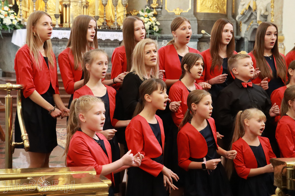 Fotorelacja z Jasnej Góry I: Festiwal Pieśni Maryjnej Częstochowa - Koziegłowy