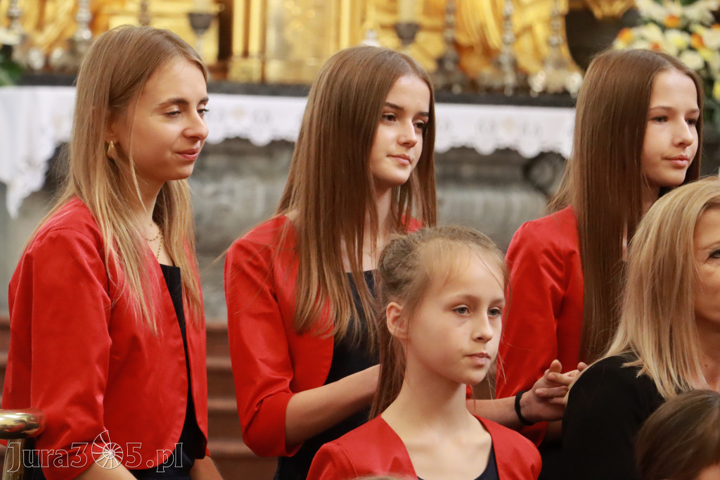 Fotorelacja z Jasnej Góry I: Festiwal Pieśni Maryjnej Częstochowa - Koziegłowy