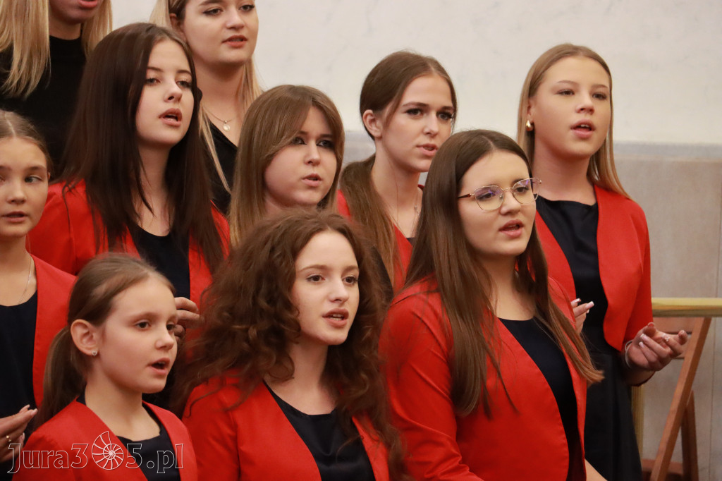 Fotorelacja z Jasnej Góry I: Festiwal Pieśni Maryjnej Częstochowa - Koziegłowy