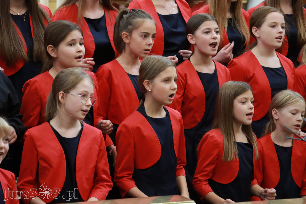 Fotorelacja z Jasnej Góry I: Festiwal Pieśni Maryjnej Częstochowa - Koziegłowy