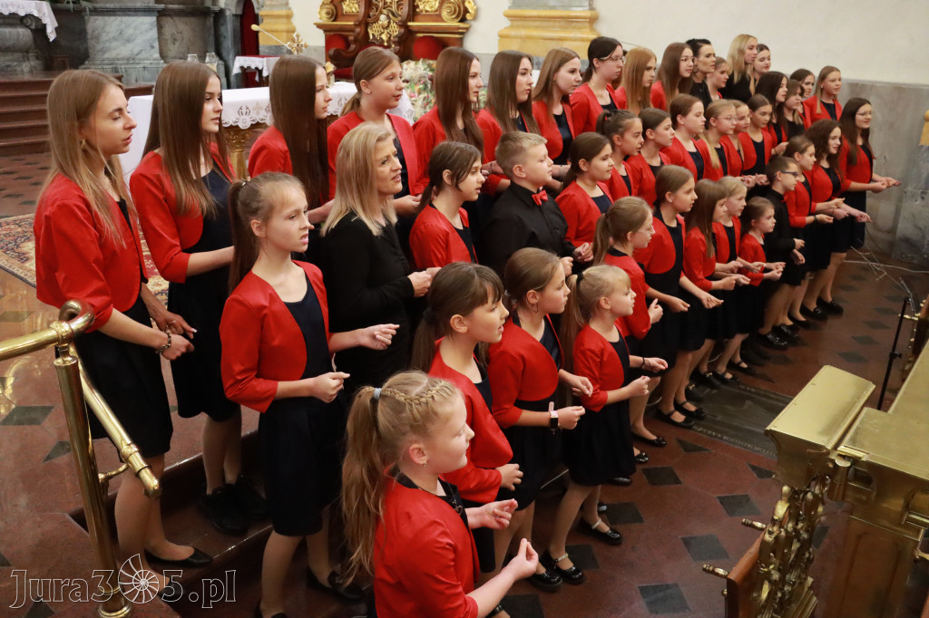 Fotorelacja z Jasnej Góry I: Festiwal Pieśni Maryjnej Częstochowa - Koziegłowy