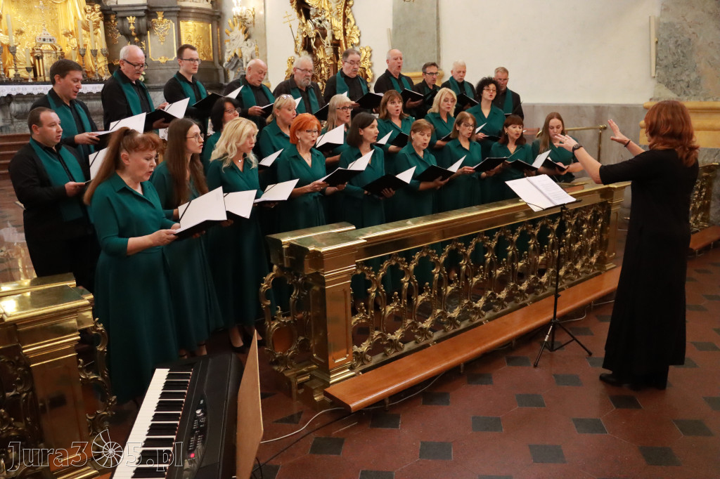 Fotorelacja z Jasnej Góry I: Festiwal Pieśni Maryjnej Częstochowa - Koziegłowy