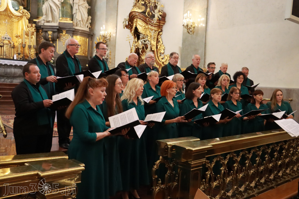 Fotorelacja z Jasnej Góry I: Festiwal Pieśni Maryjnej Częstochowa - Koziegłowy