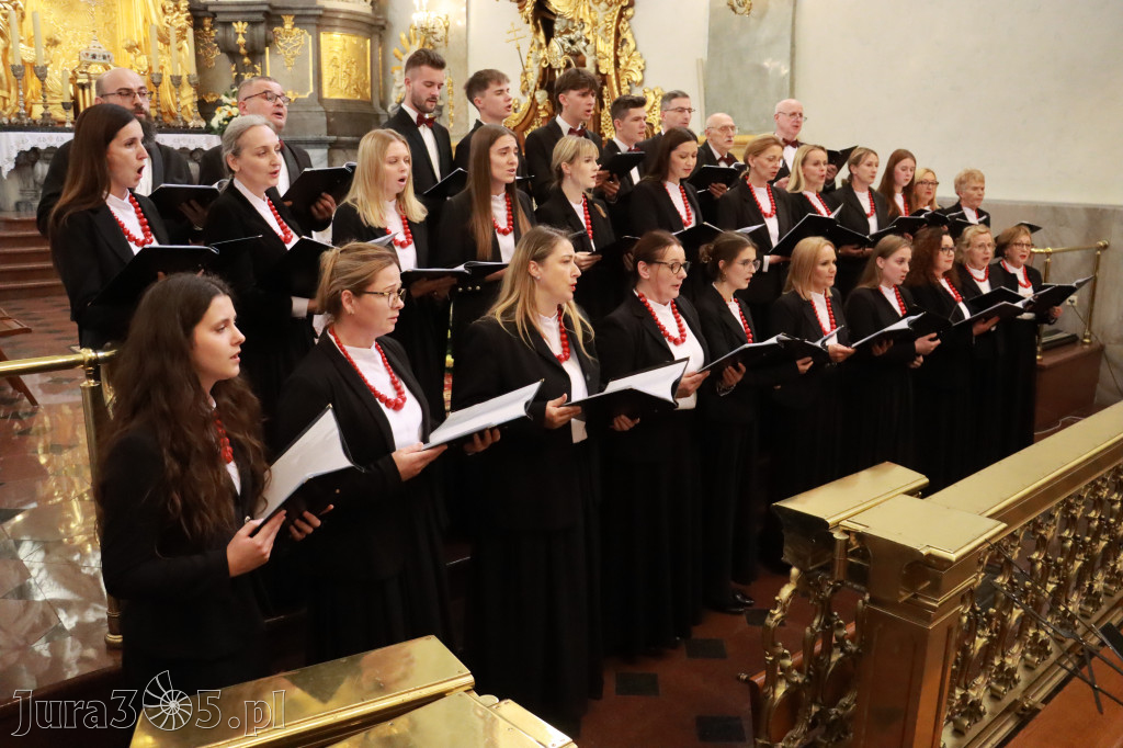 Fotorelacja z Jasnej Góry I: Festiwal Pieśni Maryjnej Częstochowa - Koziegłowy