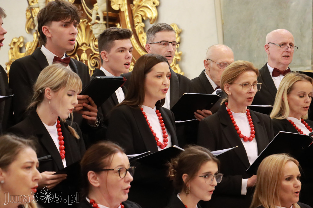 Fotorelacja z Jasnej Góry I: Festiwal Pieśni Maryjnej Częstochowa - Koziegłowy