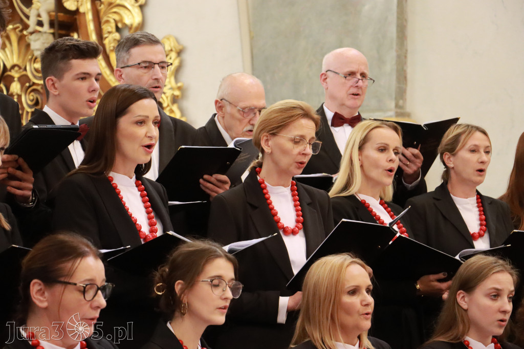 Fotorelacja z Jasnej Góry I: Festiwal Pieśni Maryjnej Częstochowa - Koziegłowy