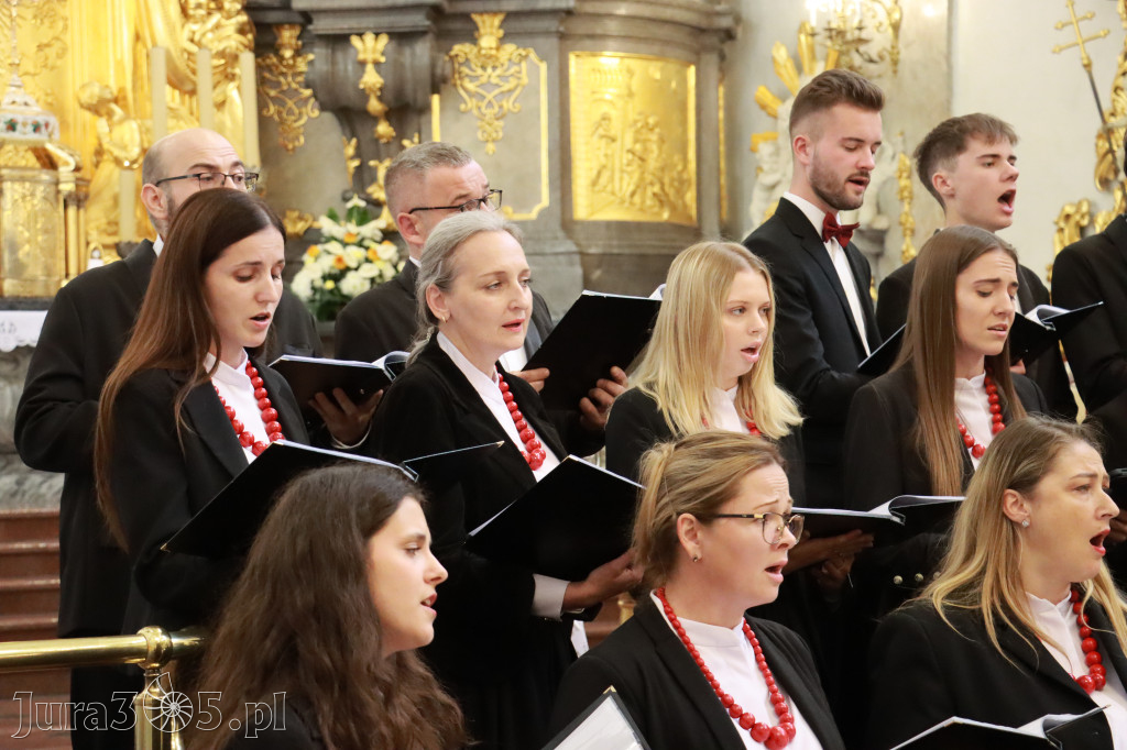 Fotorelacja z Jasnej Góry I: Festiwal Pieśni Maryjnej Częstochowa - Koziegłowy