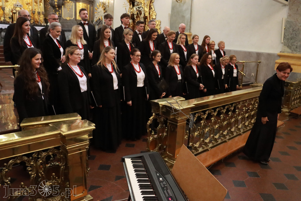 Fotorelacja z Jasnej Góry I: Festiwal Pieśni Maryjnej Częstochowa - Koziegłowy