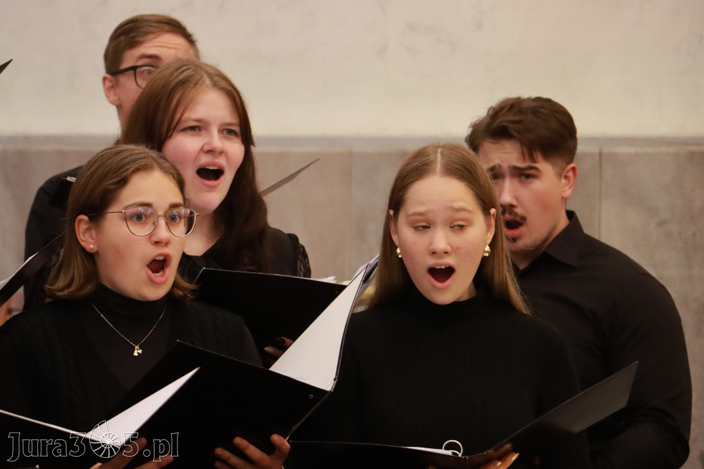 Fotorelacja z Jasnej Góry II: Festiwal Pieśni Maryjnej Częstochowa - Koziegłowy