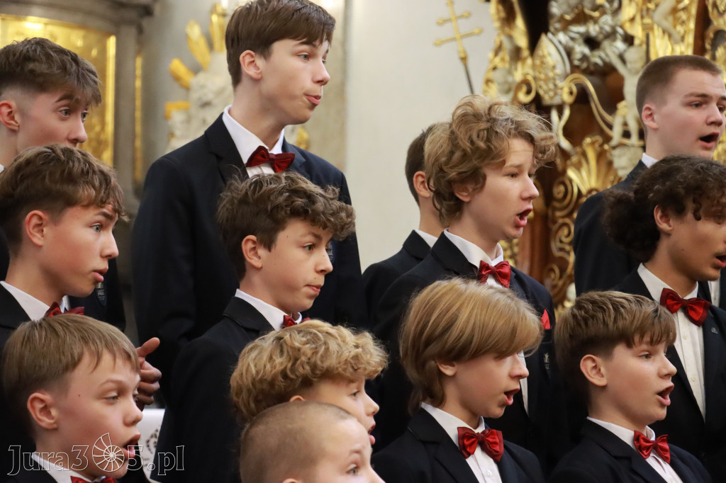 Fotorelacja z Jasnej Góry II: Festiwal Pieśni Maryjnej Częstochowa - Koziegłowy