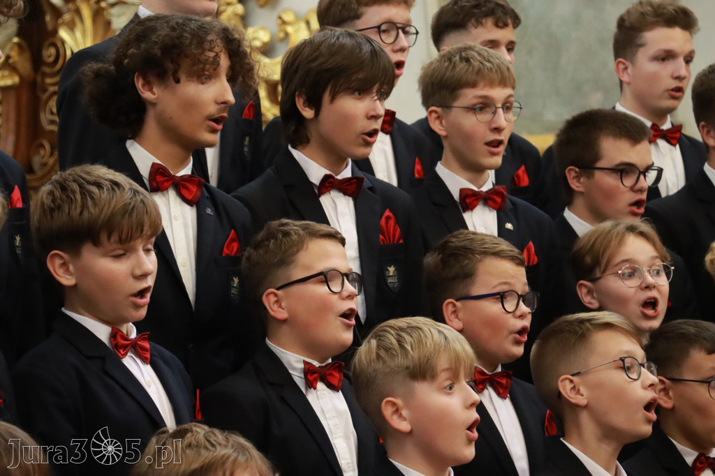 Fotorelacja z Jasnej Góry II: Festiwal Pieśni Maryjnej Częstochowa - Koziegłowy