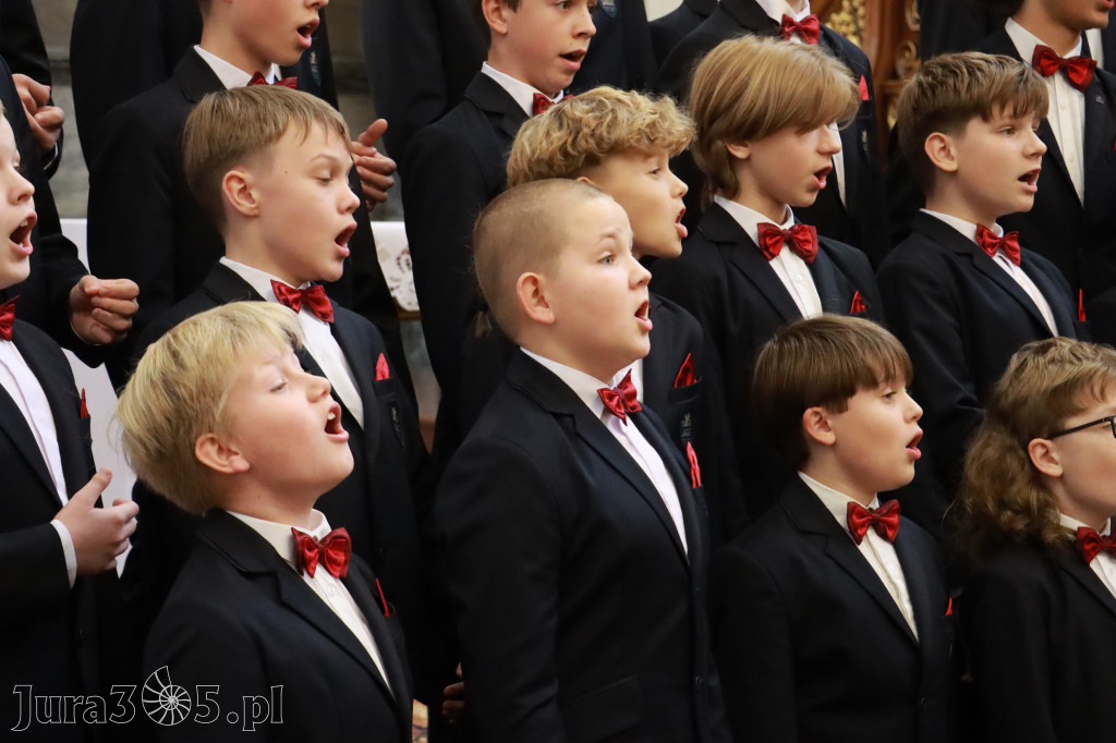 Fotorelacja z Jasnej Góry II: Festiwal Pieśni Maryjnej Częstochowa - Koziegłowy