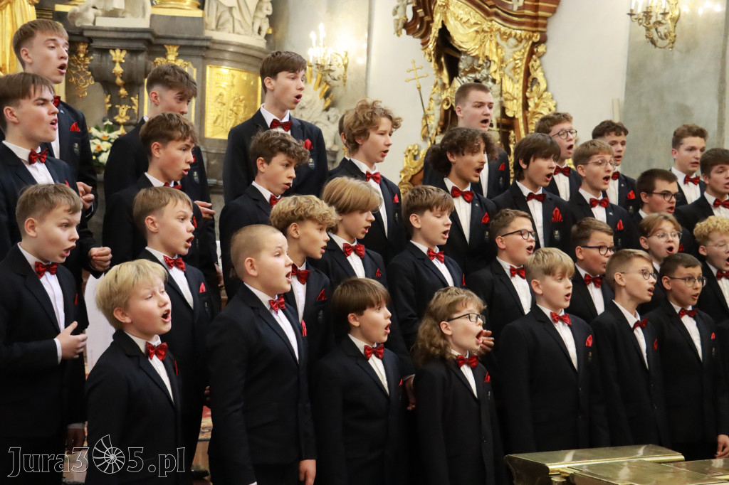 Fotorelacja z Jasnej Góry II: Festiwal Pieśni Maryjnej Częstochowa - Koziegłowy