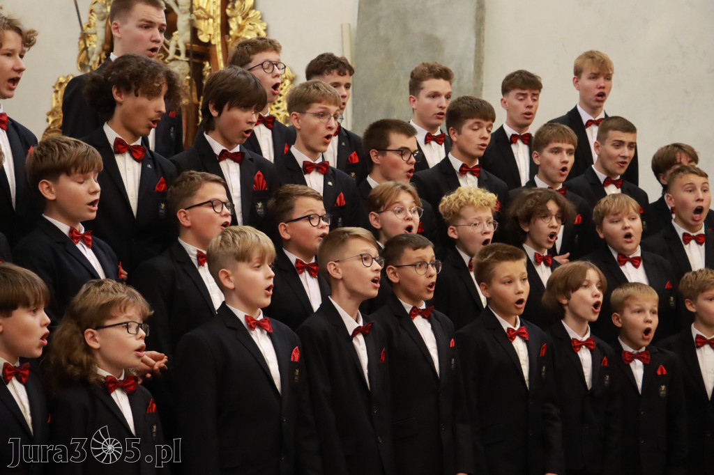 Fotorelacja z Jasnej Góry II: Festiwal Pieśni Maryjnej Częstochowa - Koziegłowy