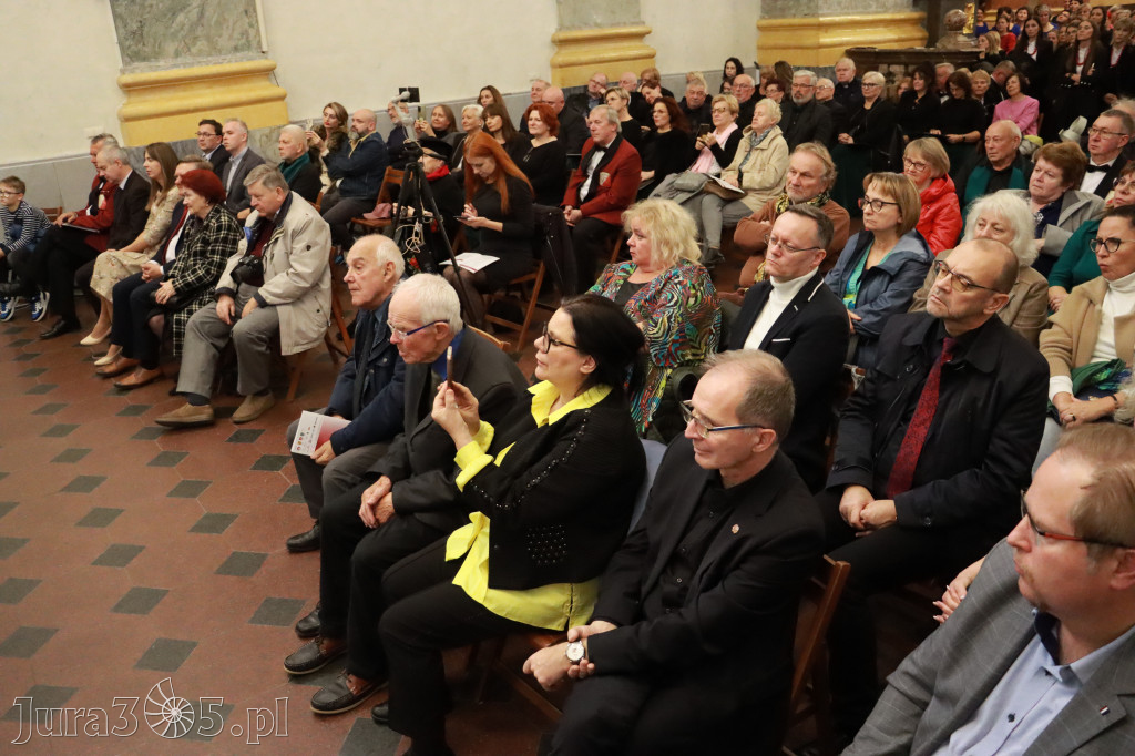 Fotorelacja z Jasnej Góry II: Festiwal Pieśni Maryjnej Częstochowa - Koziegłowy