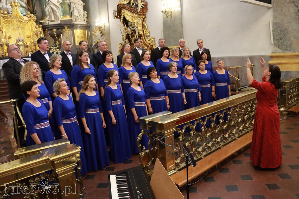 Fotorelacja z Jasnej Góry II: Festiwal Pieśni Maryjnej Częstochowa - Koziegłowy