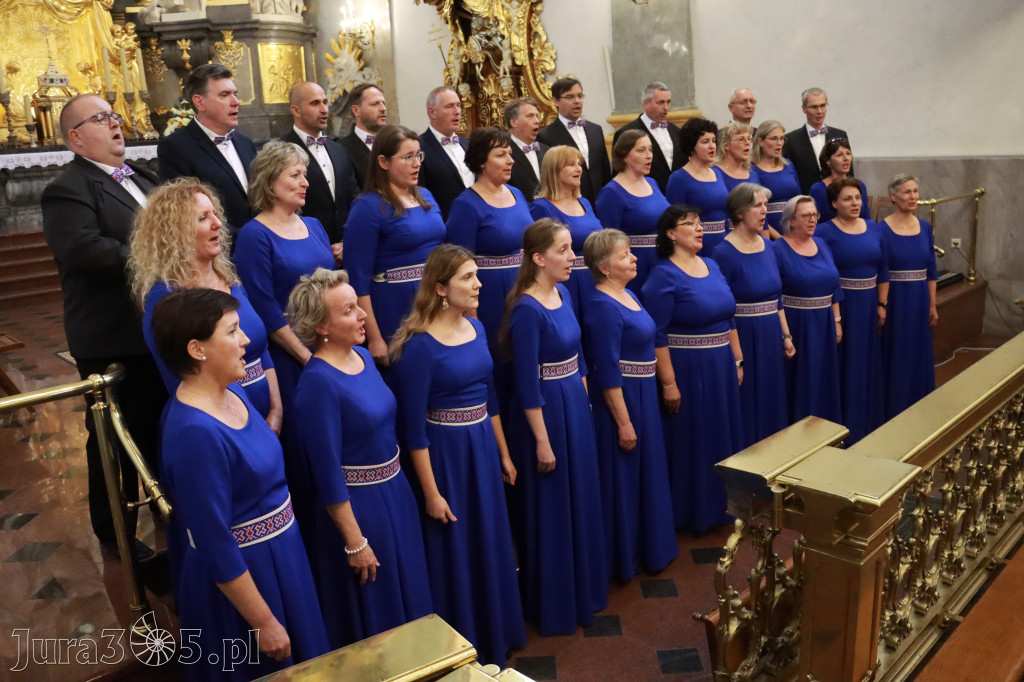Fotorelacja z Jasnej Góry II: Festiwal Pieśni Maryjnej Częstochowa - Koziegłowy