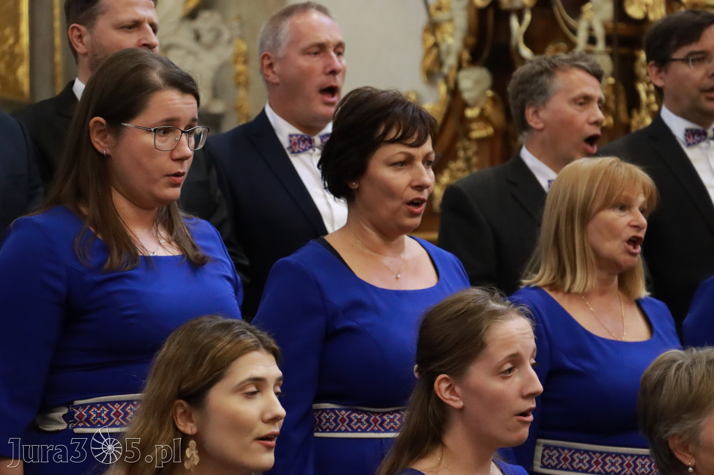 Fotorelacja z Jasnej Góry II: Festiwal Pieśni Maryjnej Częstochowa - Koziegłowy