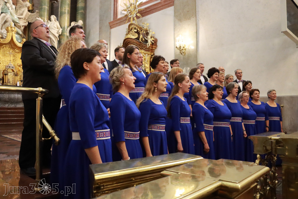 Fotorelacja z Jasnej Góry II: Festiwal Pieśni Maryjnej Częstochowa - Koziegłowy