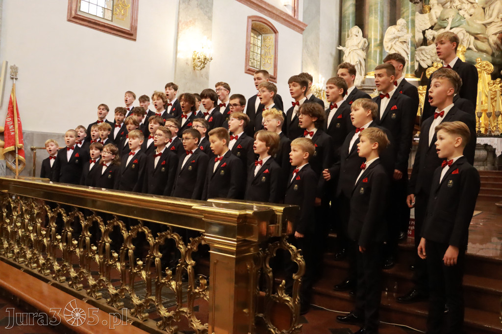 Fotorelacja z Jasnej Góry II: Festiwal Pieśni Maryjnej Częstochowa - Koziegłowy