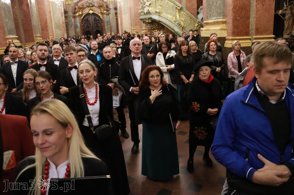 Fotorelacja z Jasnej Góry II: Festiwal Pieśni Maryjnej Częstochowa - Koziegłowy