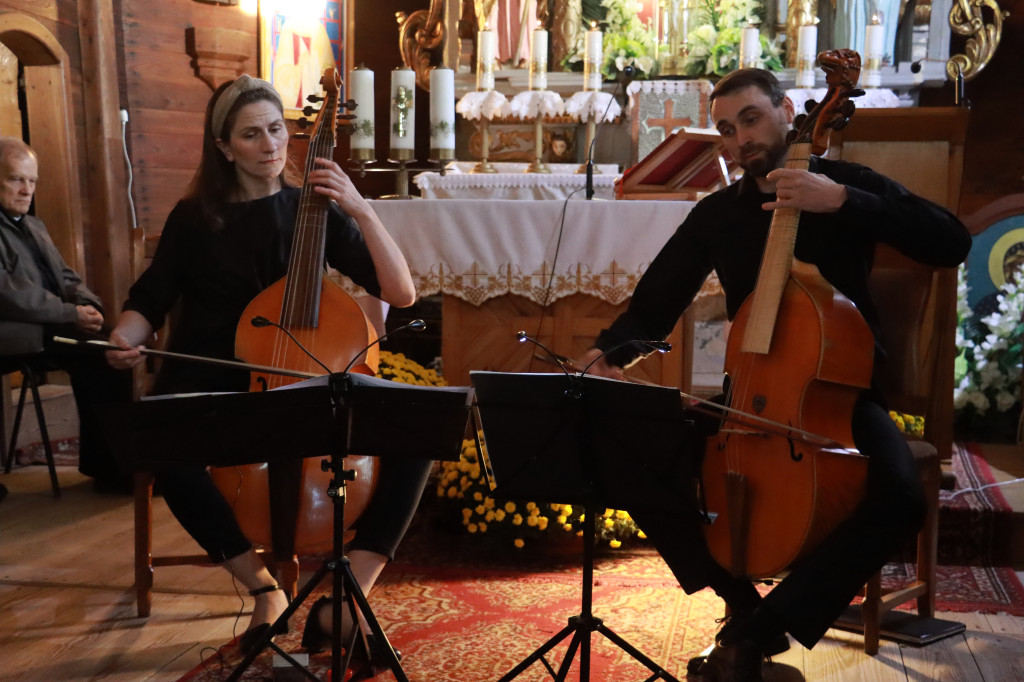 Koziegłowy: Koncert Zaduszkowy DLA NICH w Kościółku św. Wawrzyńca w Cynkowie.