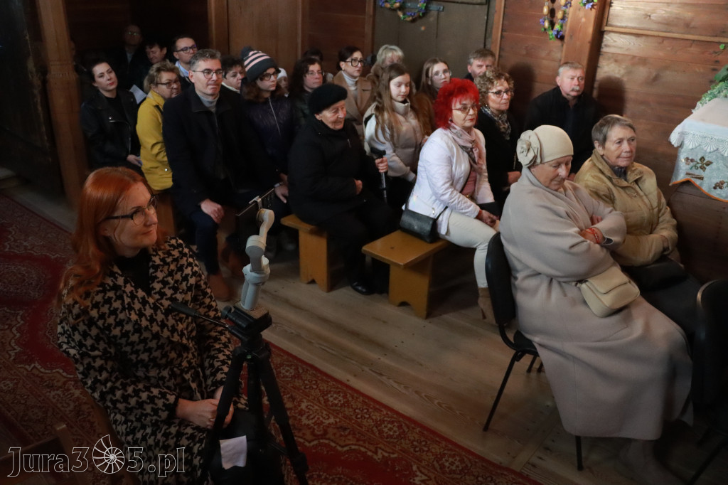 Koziegłowy: Koncert Zaduszkowy DLA NICH w Kościółku św. Wawrzyńca w Cynkowie.
