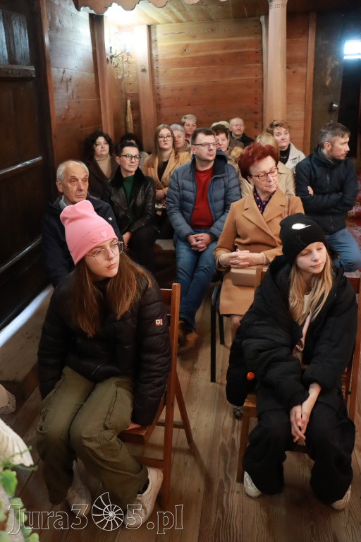 Koziegłowy: Koncert Zaduszkowy DLA NICH w Kościółku św. Wawrzyńca w Cynkowie.