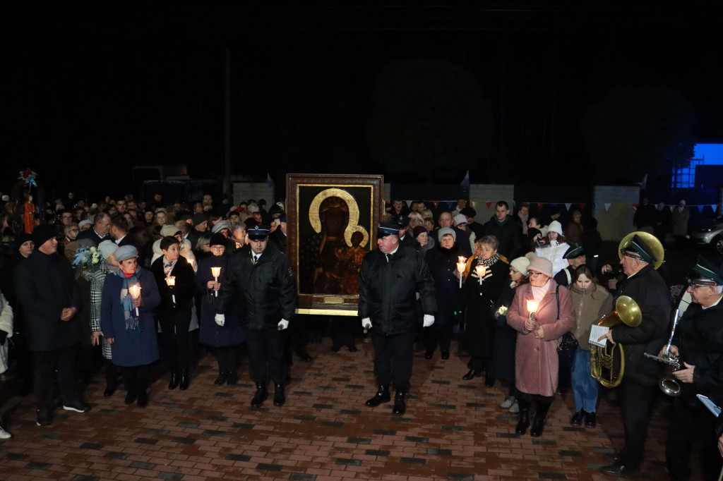 Fotorelacja II: Powitanie Świętego Obrazu Matki Boskiej Częstochowskiej w Cynkowie