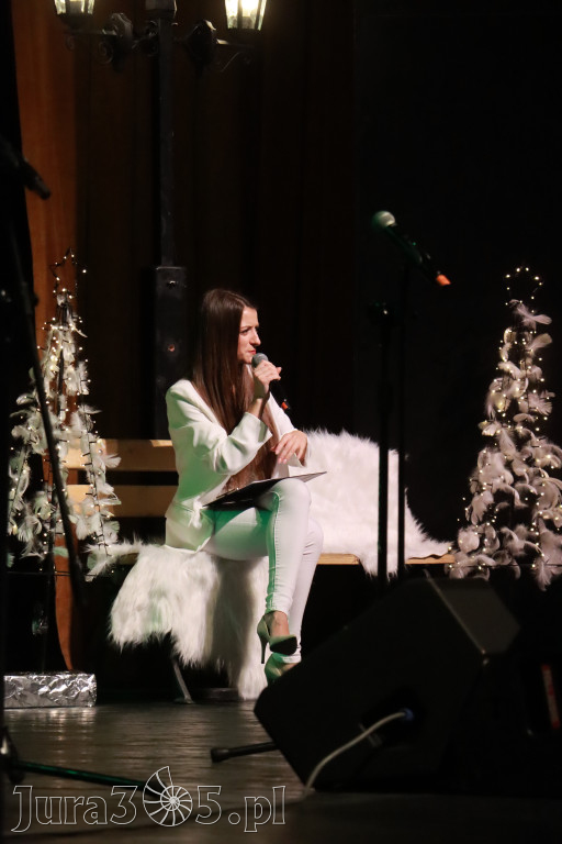 Fotorelacja: W krainie świątecznych melodii w MOK Zawiercie