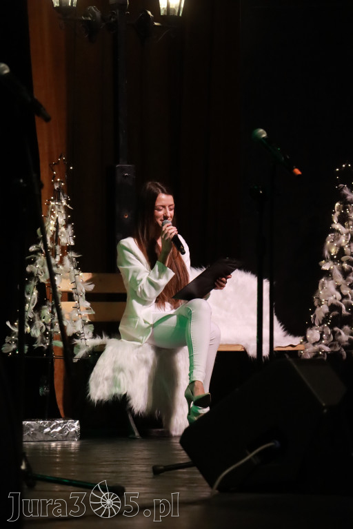 Fotorelacja: W krainie świątecznych melodii w MOK Zawiercie