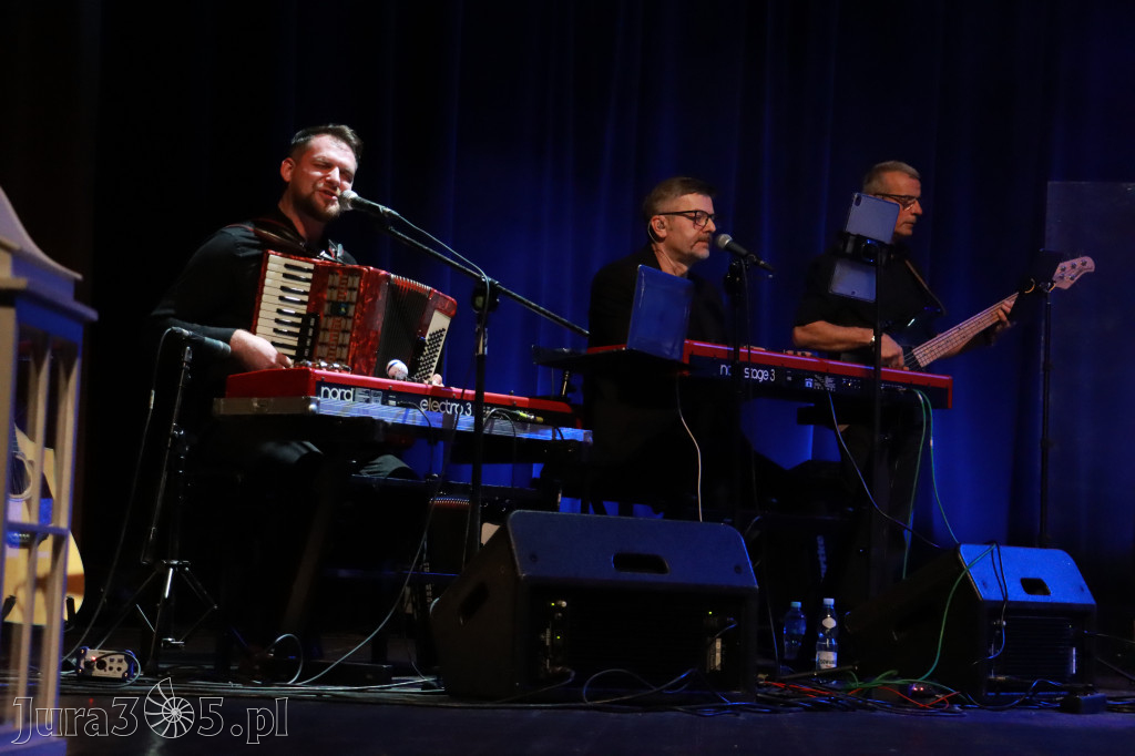 Fotorelacja: W krainie świątecznych melodii w MOK Zawiercie