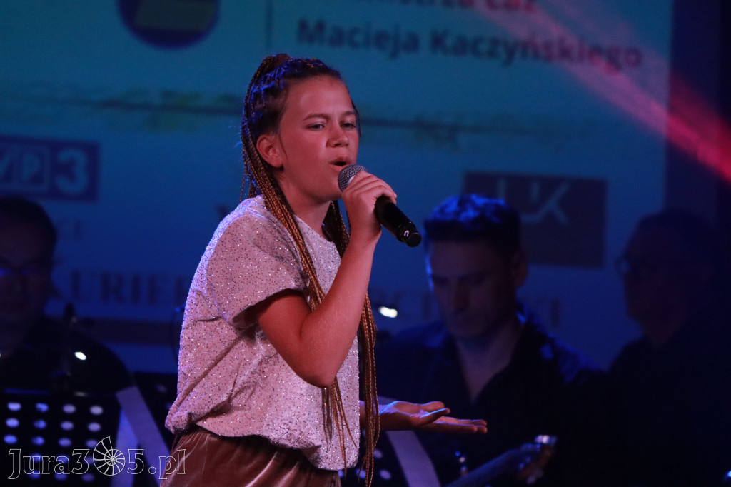 Fotorelacja: X Jurajski Festiwal kolęd i pastorałek Łazy 2025