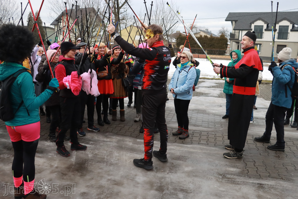 Fotorelacja: Karnawałowy Marsz Nordic Walking w Zawierciu
